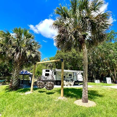 Hotel Lake Front Rv Experience Close To Port Canaveral And Kennedy Space Center Titusville Zewnętrze zdjęcie