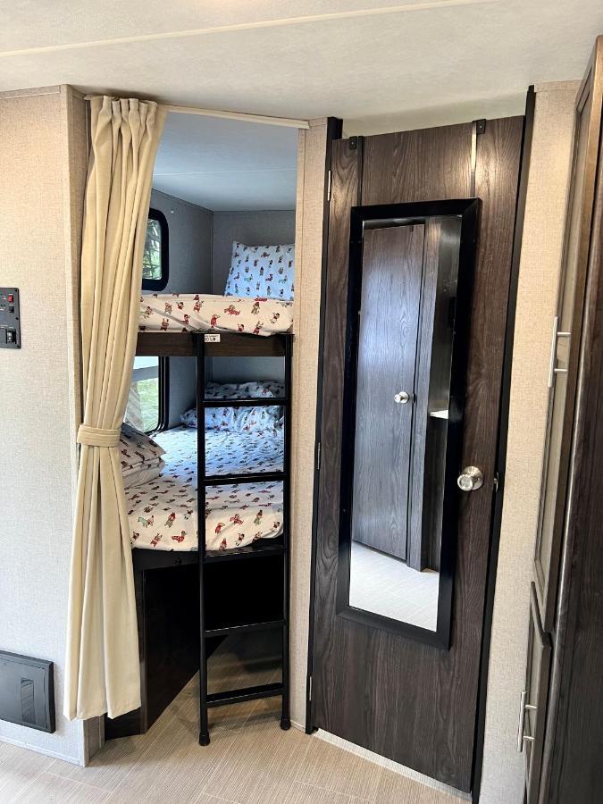 Hotel Lake Front Rv Experience Close To Port Canaveral And Kennedy Space Center Titusville Zewnętrze zdjęcie