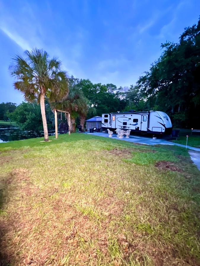 Hotel Lake Front Rv Experience Close To Port Canaveral And Kennedy Space Center Titusville Zewnętrze zdjęcie