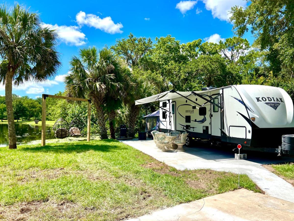 Hotel Lake Front Rv Experience Close To Port Canaveral And Kennedy Space Center Titusville Zewnętrze zdjęcie